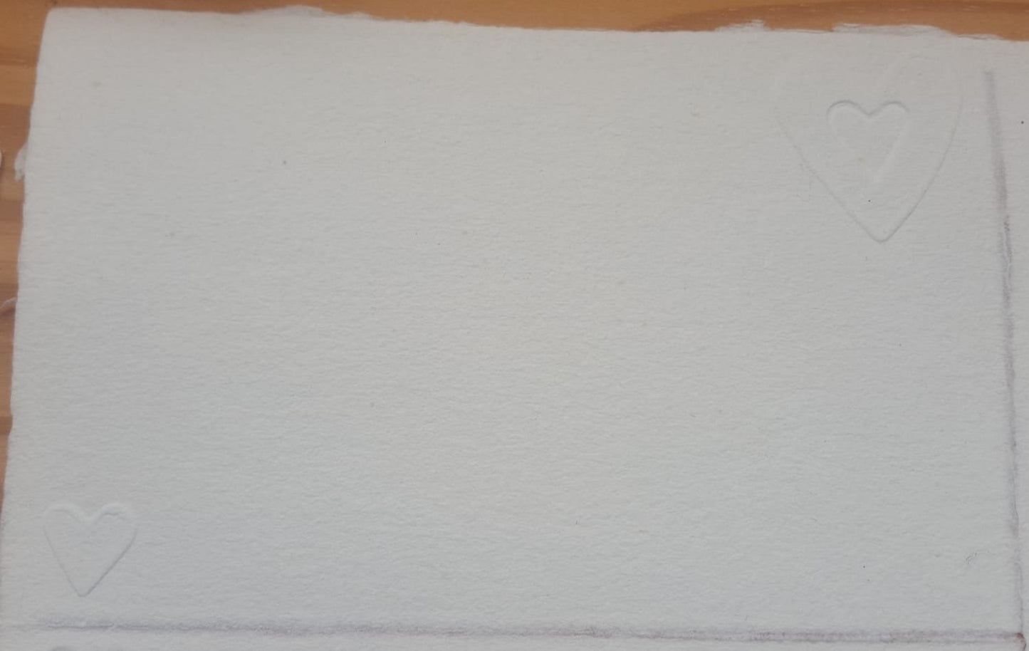 Carte gaufrée cœurs l'un dans l'autre