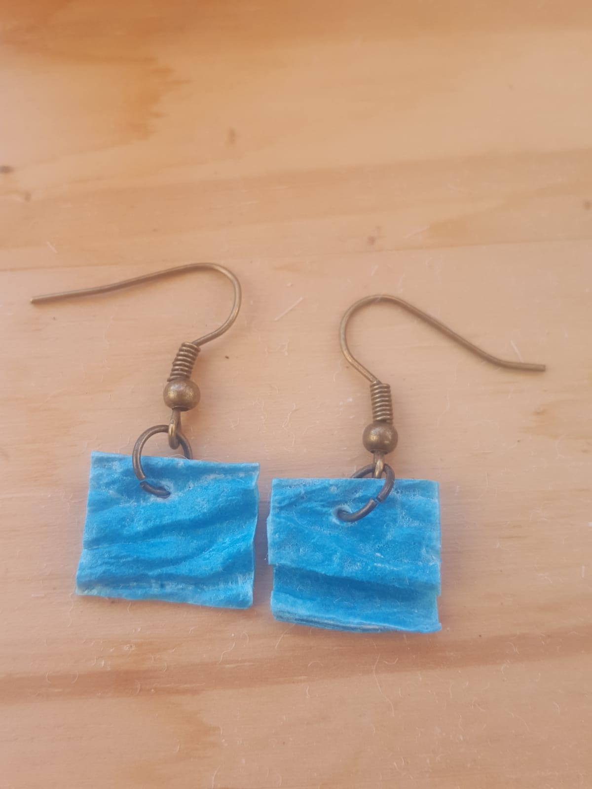 Mini Boucles d'oreilles Eau de papier 3
